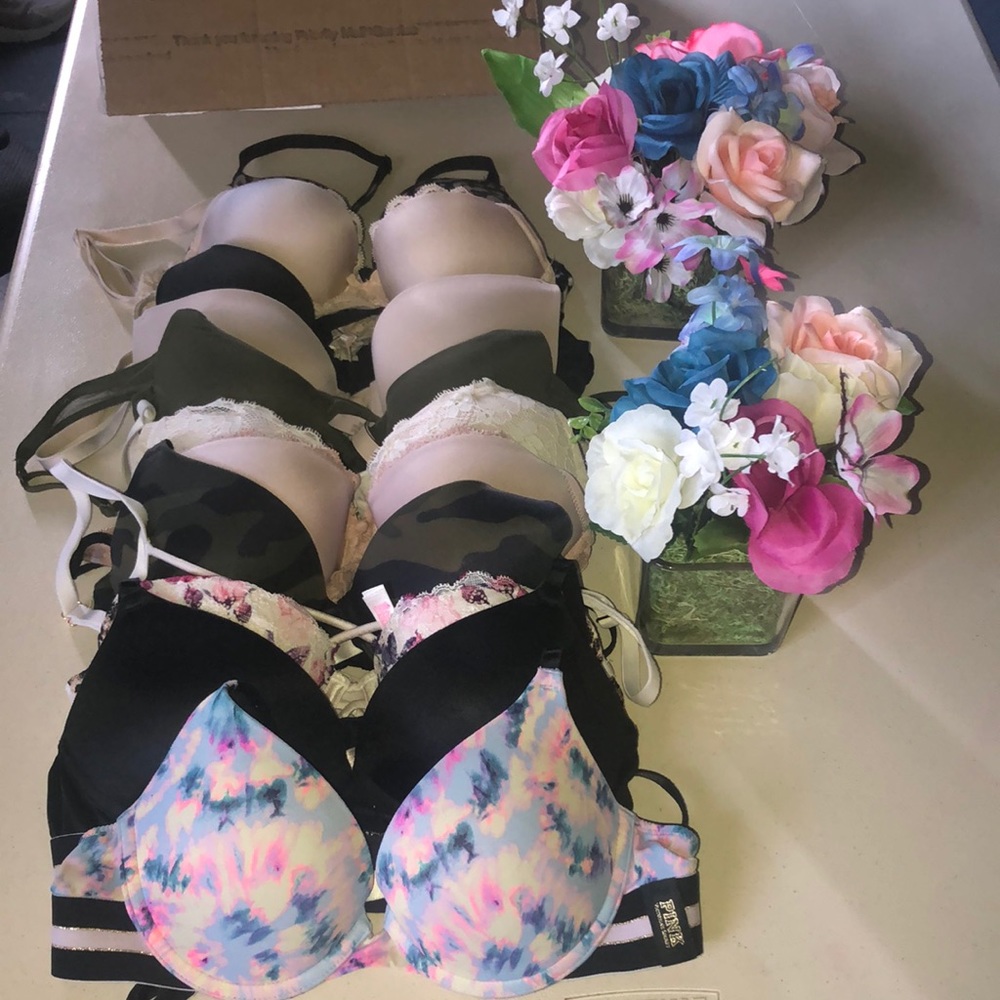 Pink and Vs bundle